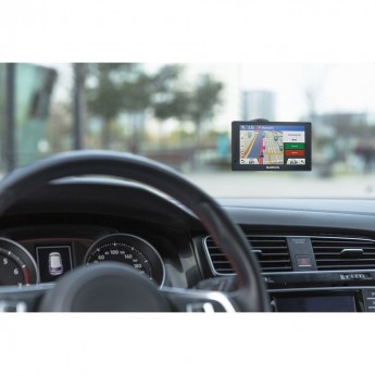 Навигатор GARMIN DRIVESMART 60 LM Europe